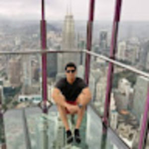 Meet your Posher, Christian